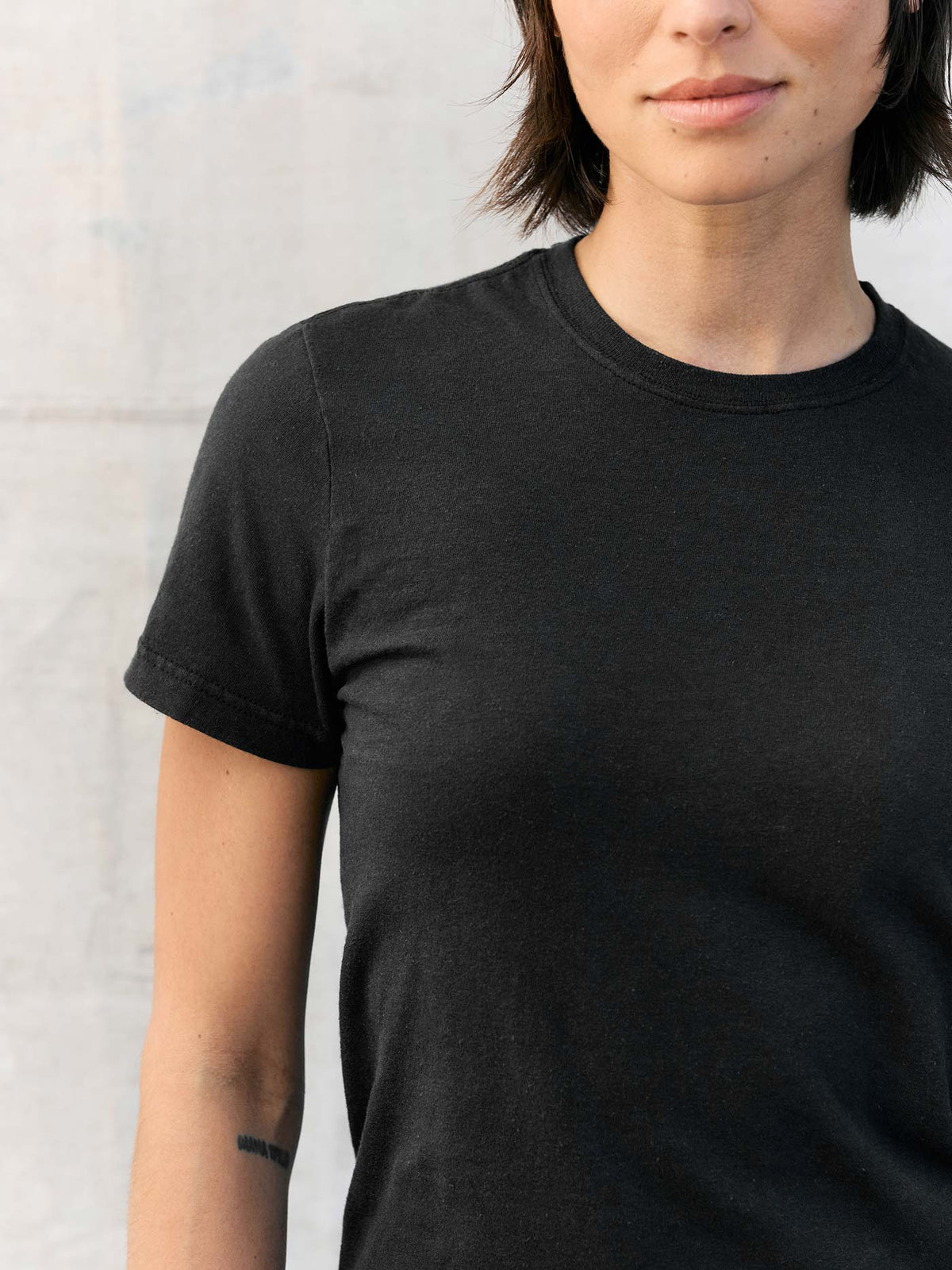 the cotton project tee in faded black