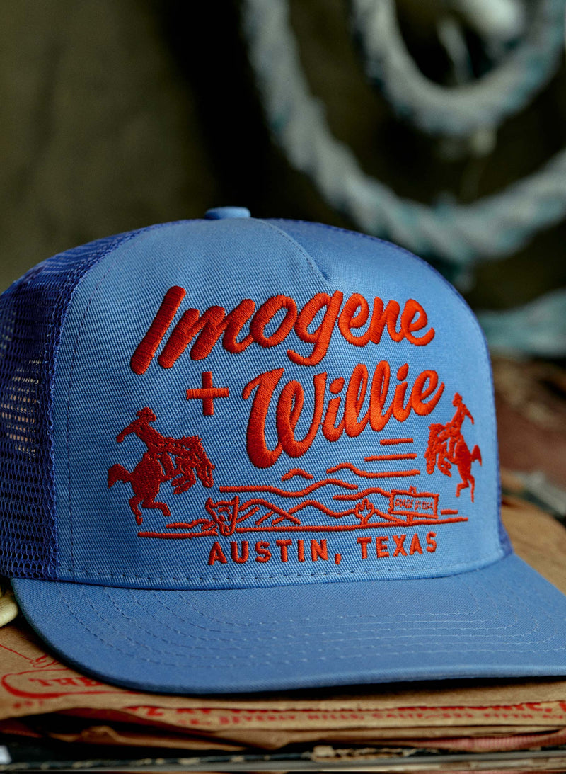 the "bronco" trucker in blue - Model
