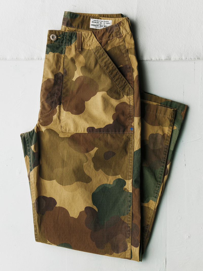 oliver military trouser in painted camo