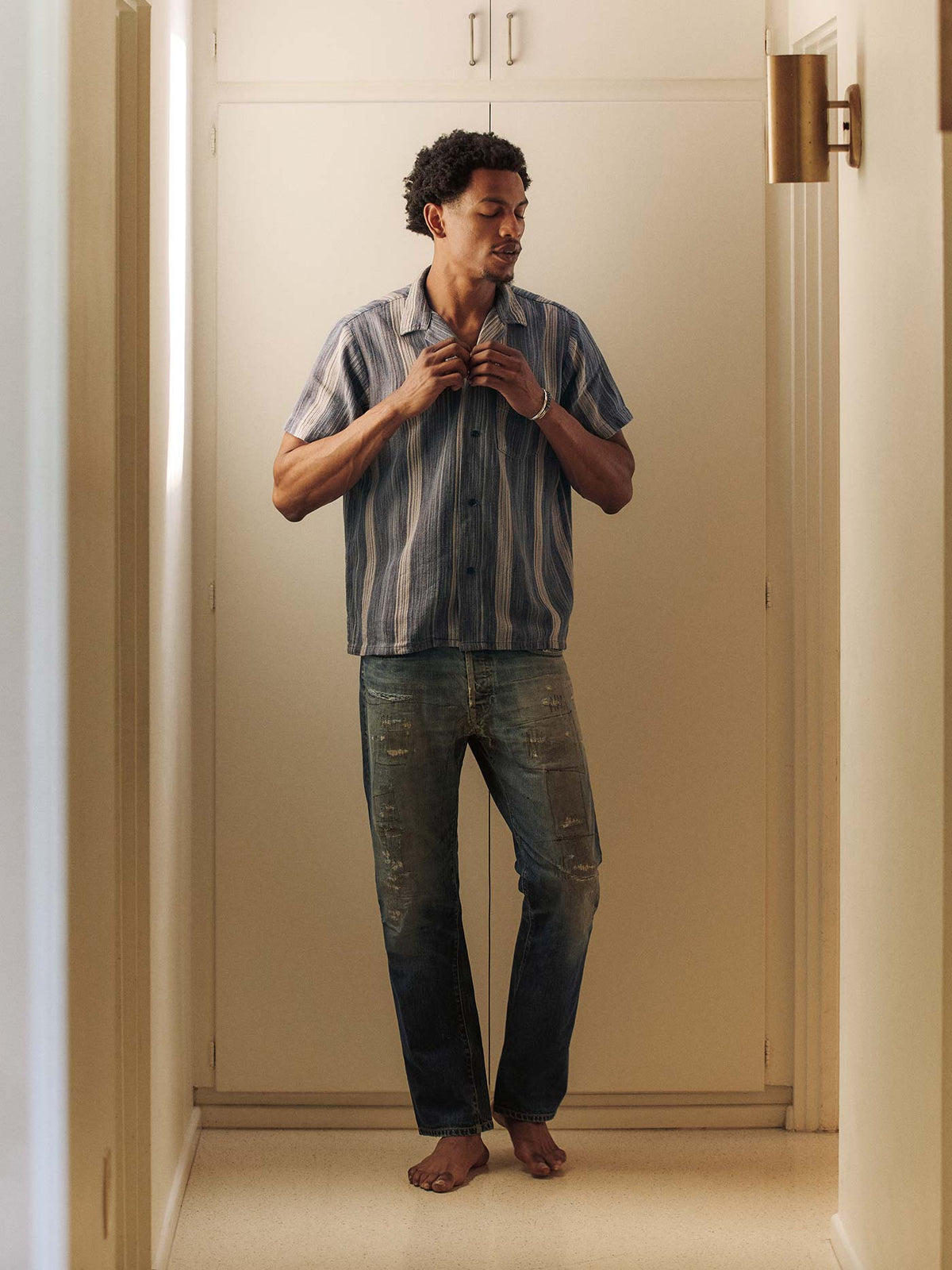 serra camp shirt in washed indigo stripe