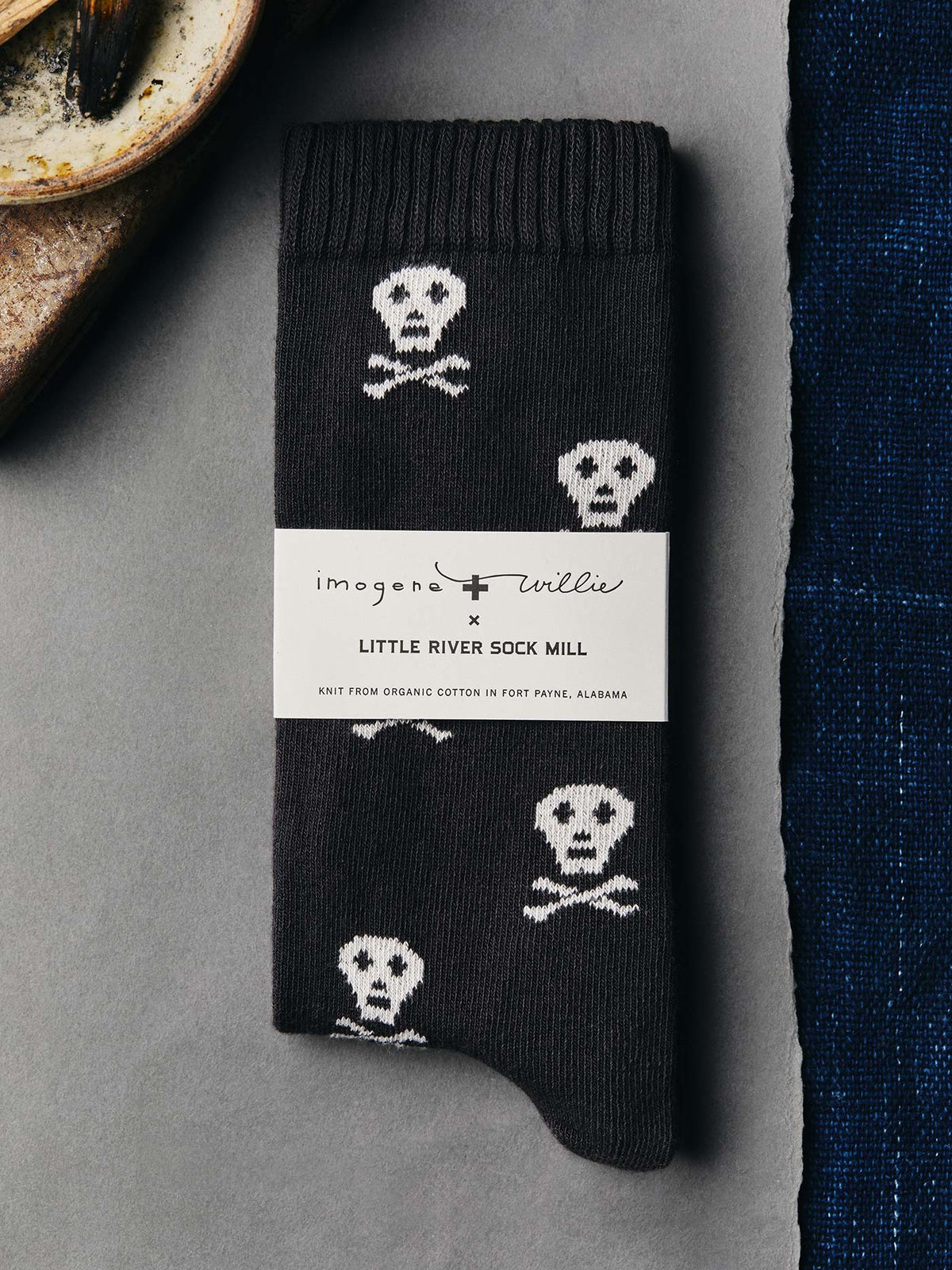 skull sock in charcoal