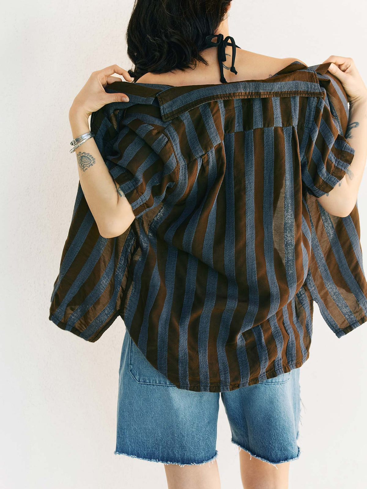 the sunfair shirt in indigo jacquard stripe