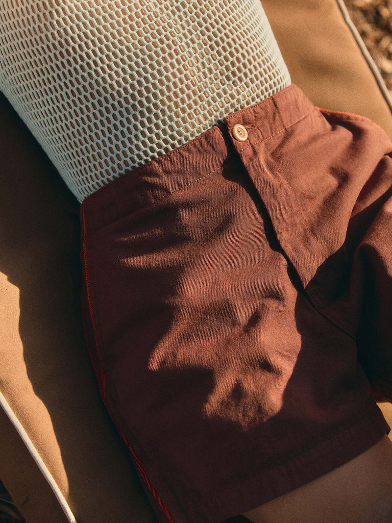 club short in terracotta - Model