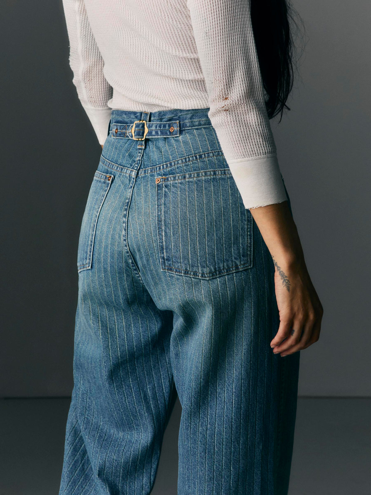 the buckleback jean in washed indigo stripe