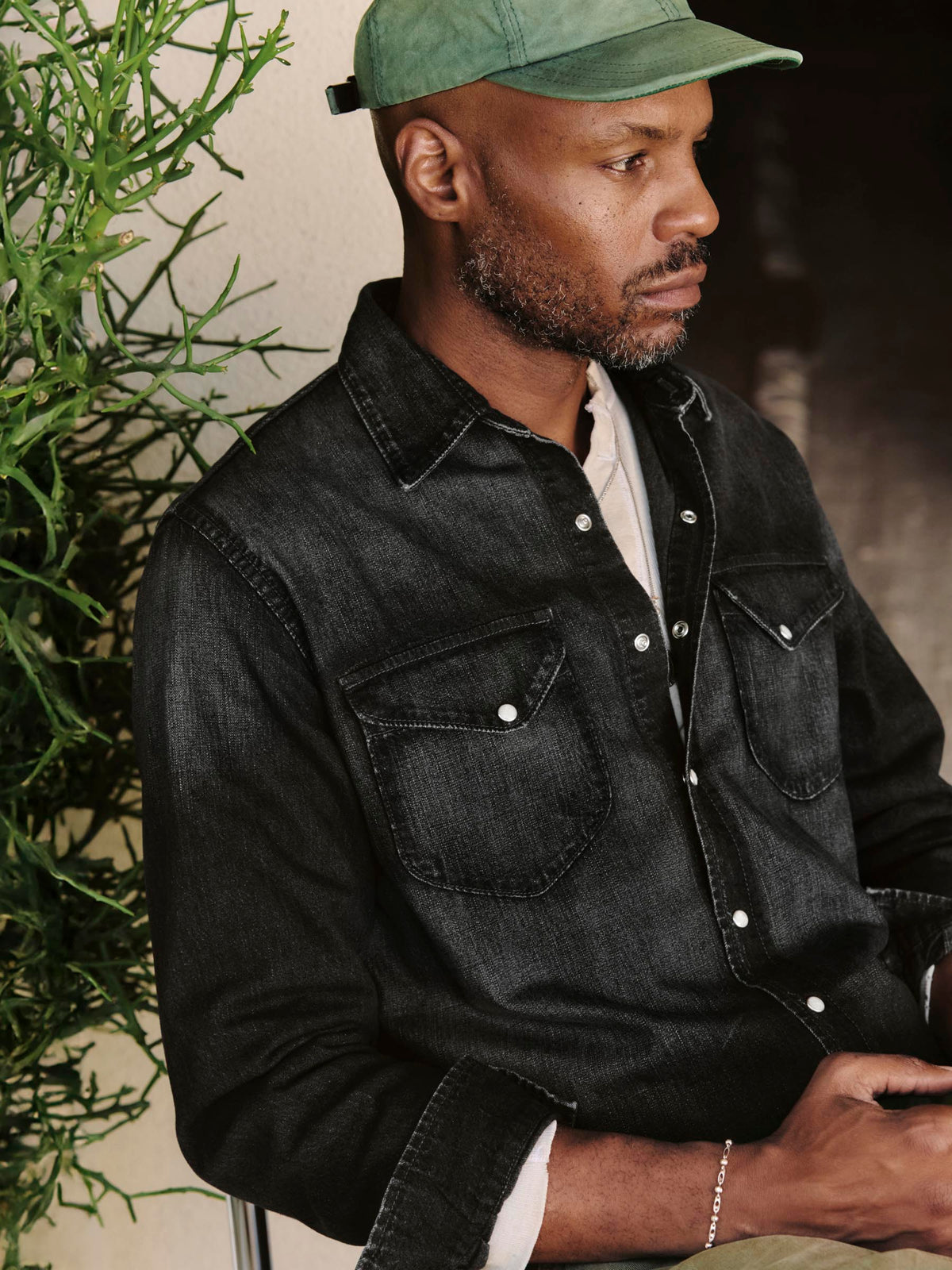 hayes washed black pearl snap