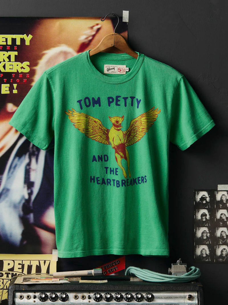 the Gibson "dogs with wings" tee - Model