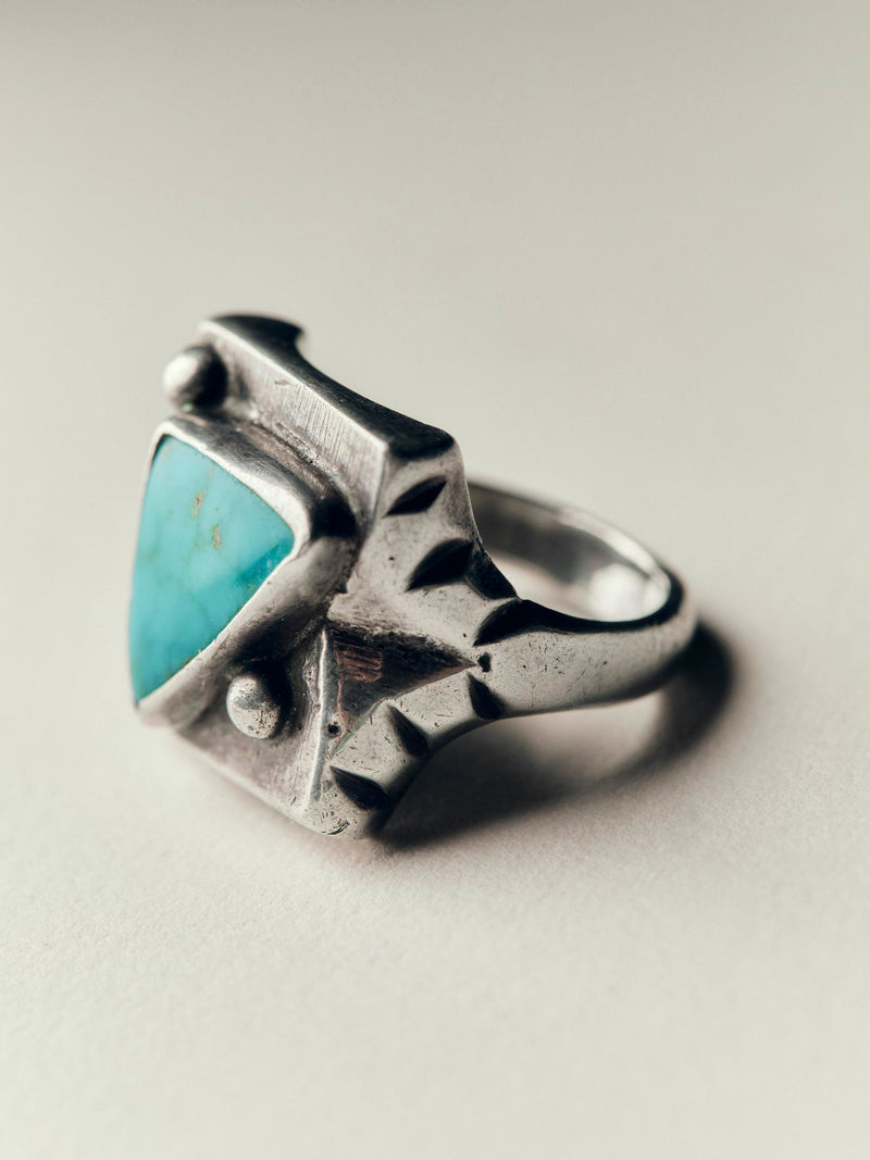 vintage handcrafted navajo ring
