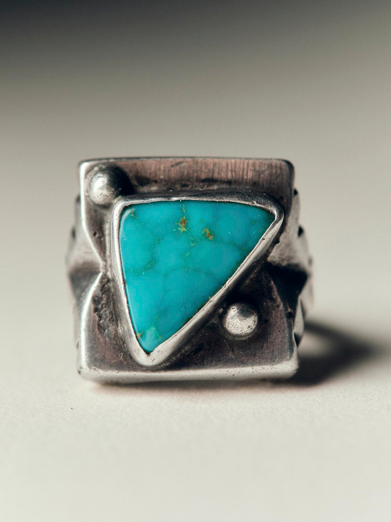 vintage handcrafted navajo ring - Model
