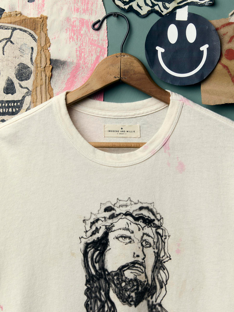 hand drawn "vogue" tee - Model