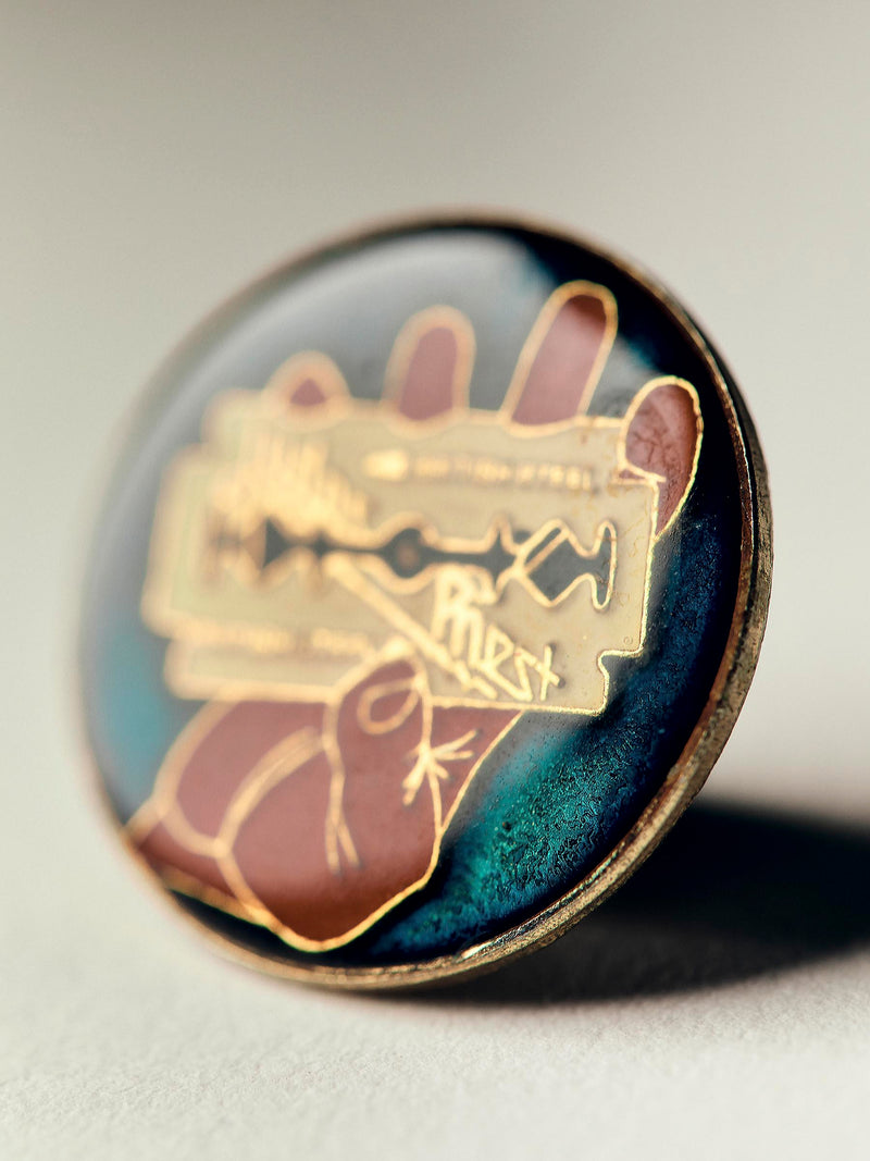 vintage judas priest "british steel" pin - Model
