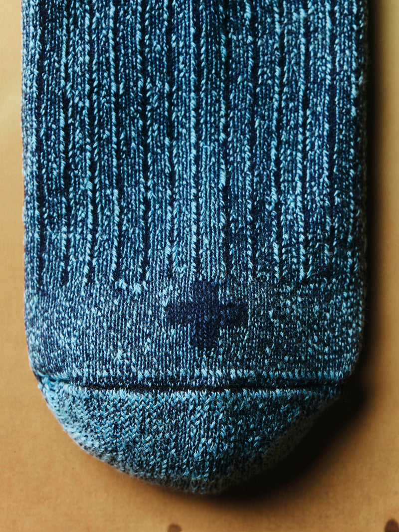 ribbed boot sock in lake - Model