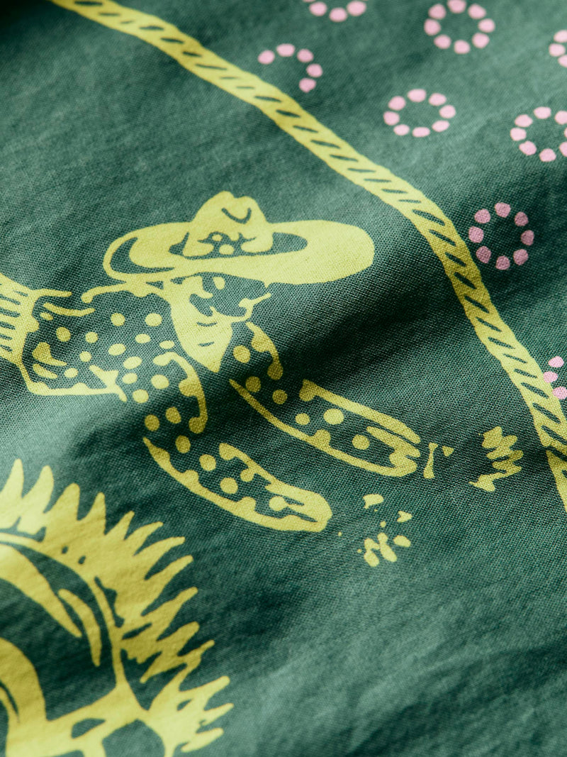 i+w x Wrangler "frontier" bandana in green - Model