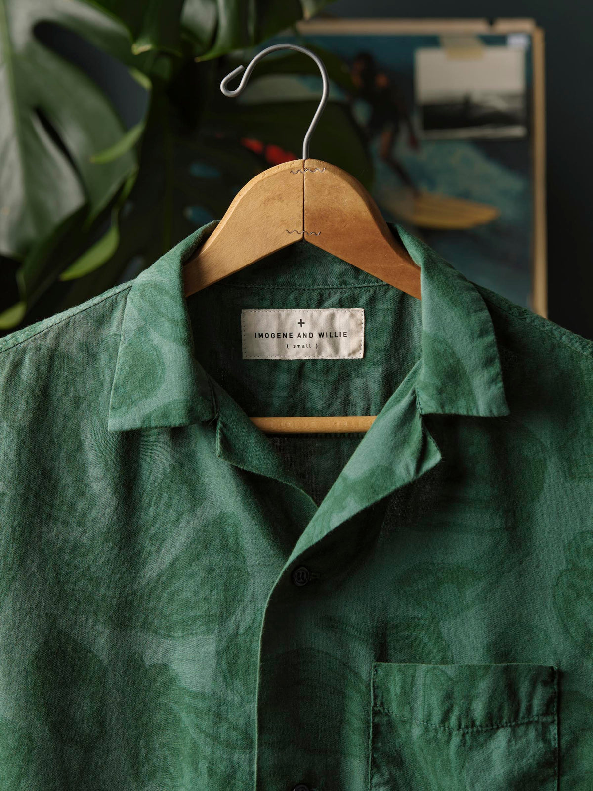 the serra camp shirt in painted botanic
