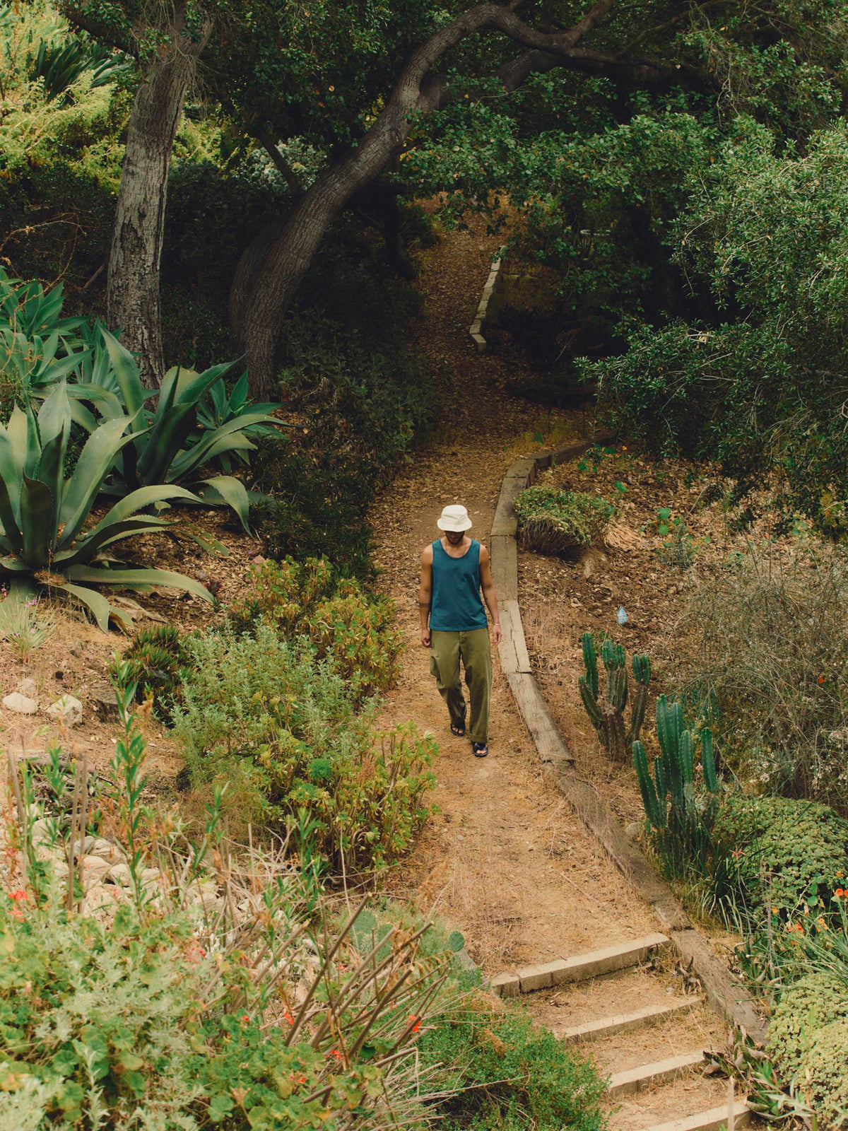 midweight box tank in teal