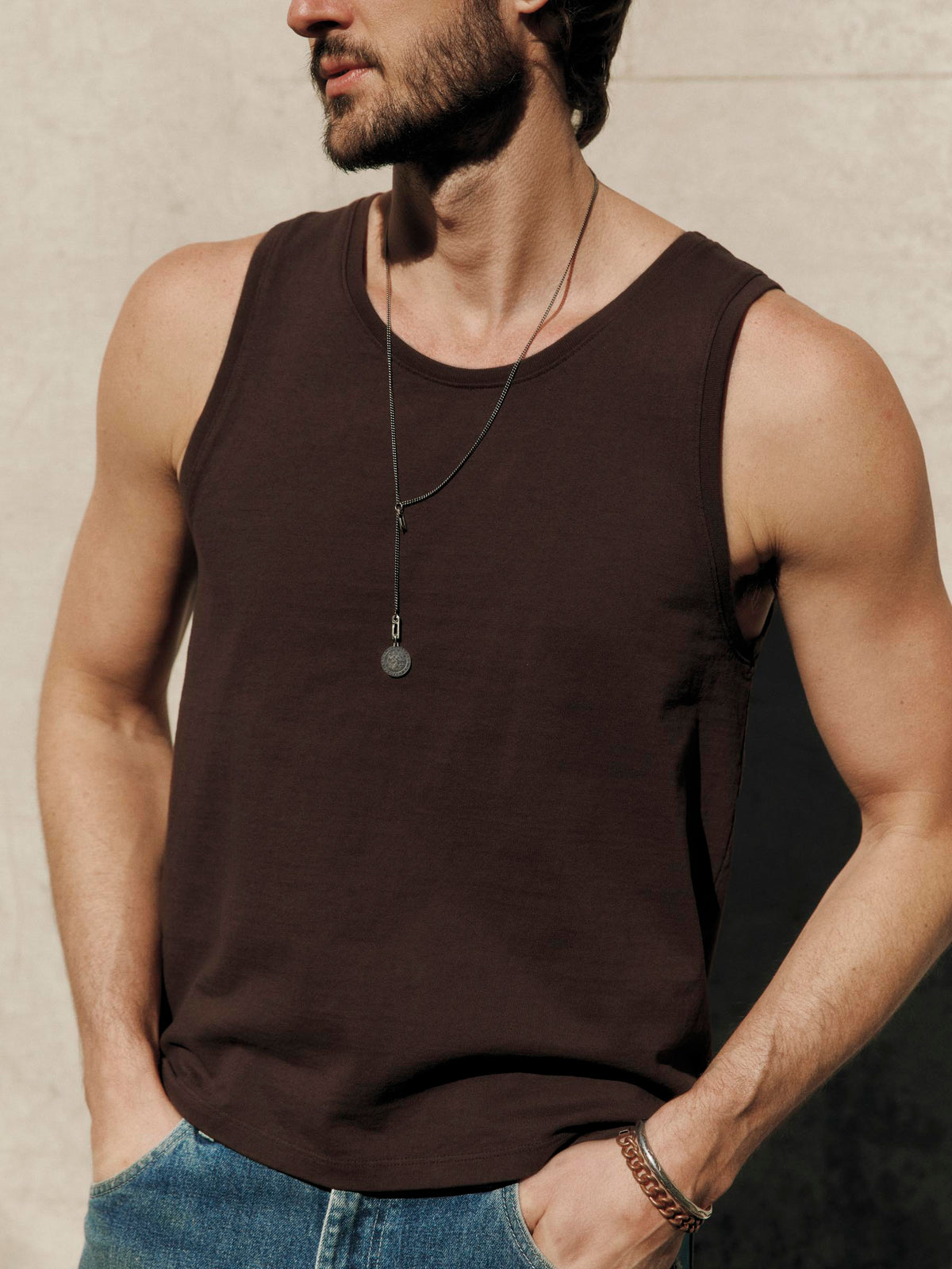 midweight box tank in brown