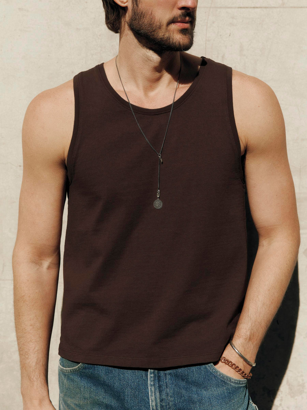 midweight box tank in brown
