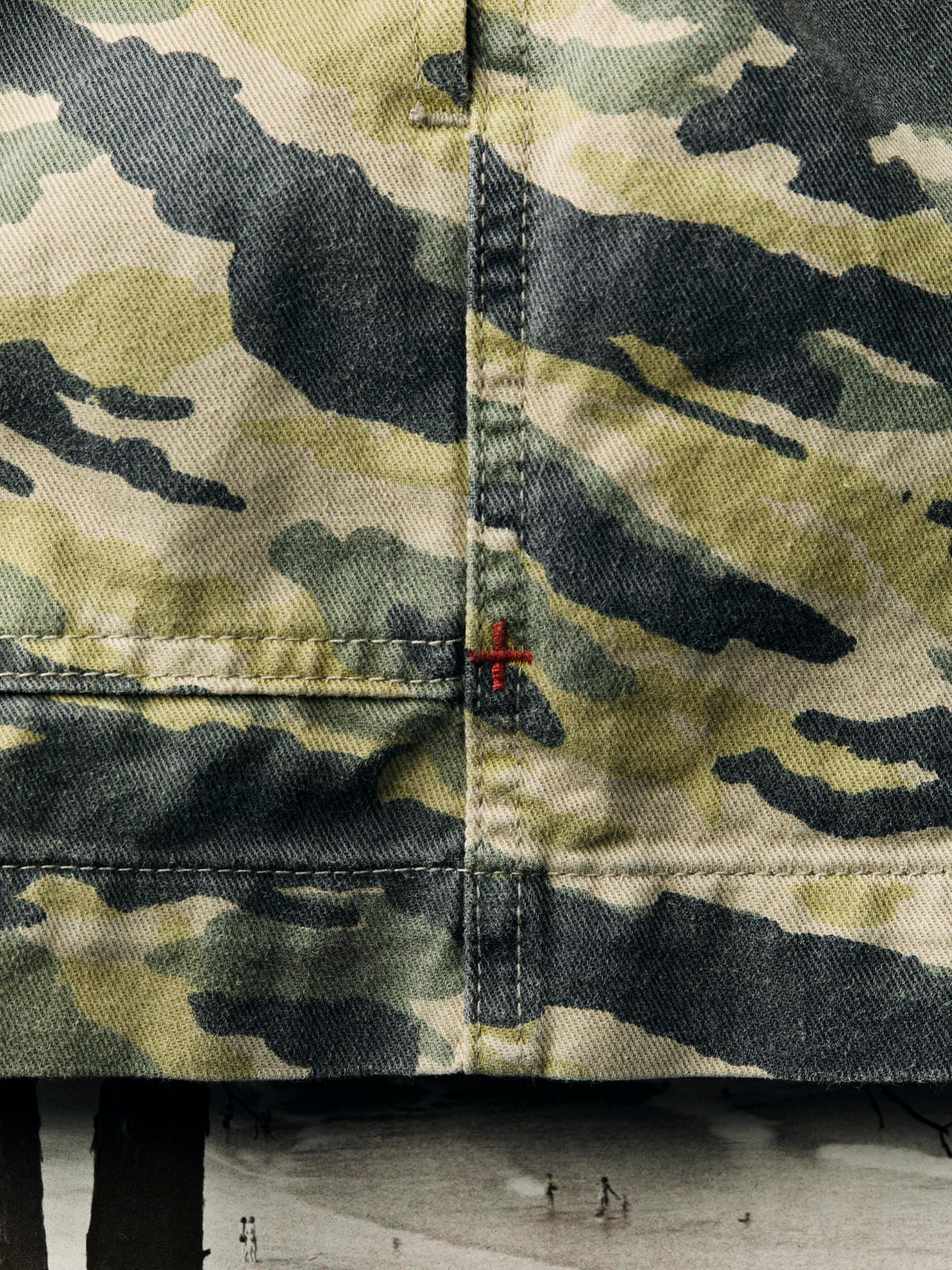 the lounge short in brushstroke camo