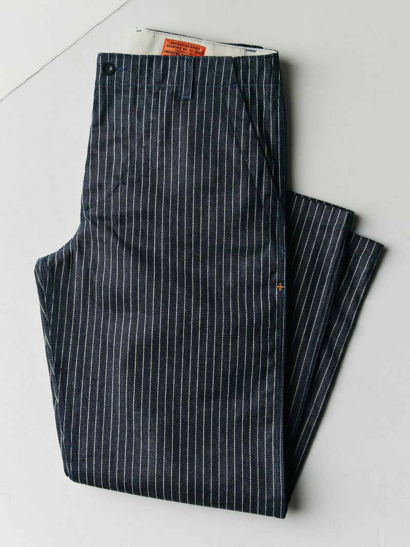 carpenter pant in striped rigid indigo - Model