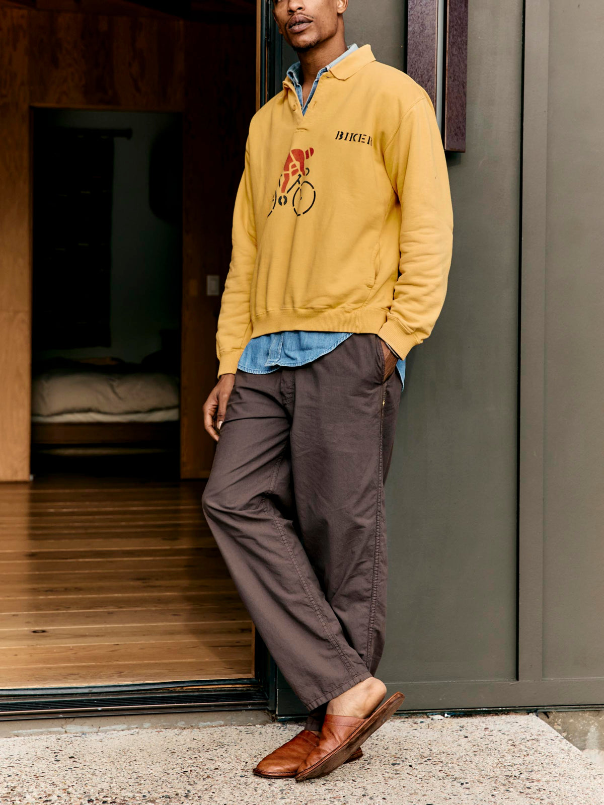 the lounge pant in umber poplin