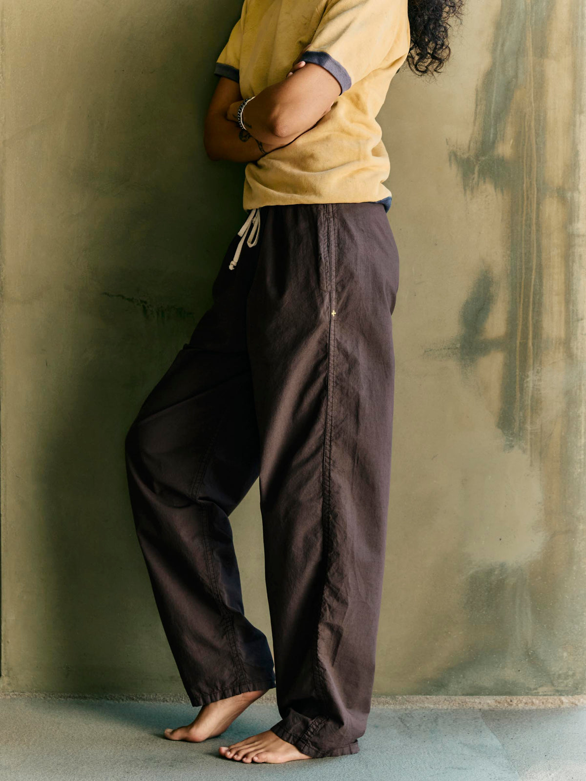 the lounge pant in umber poplin
