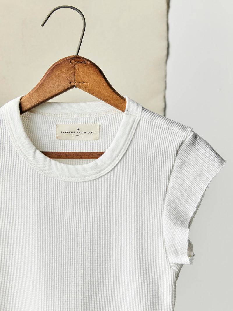 cut sleeve thermal in white - Model