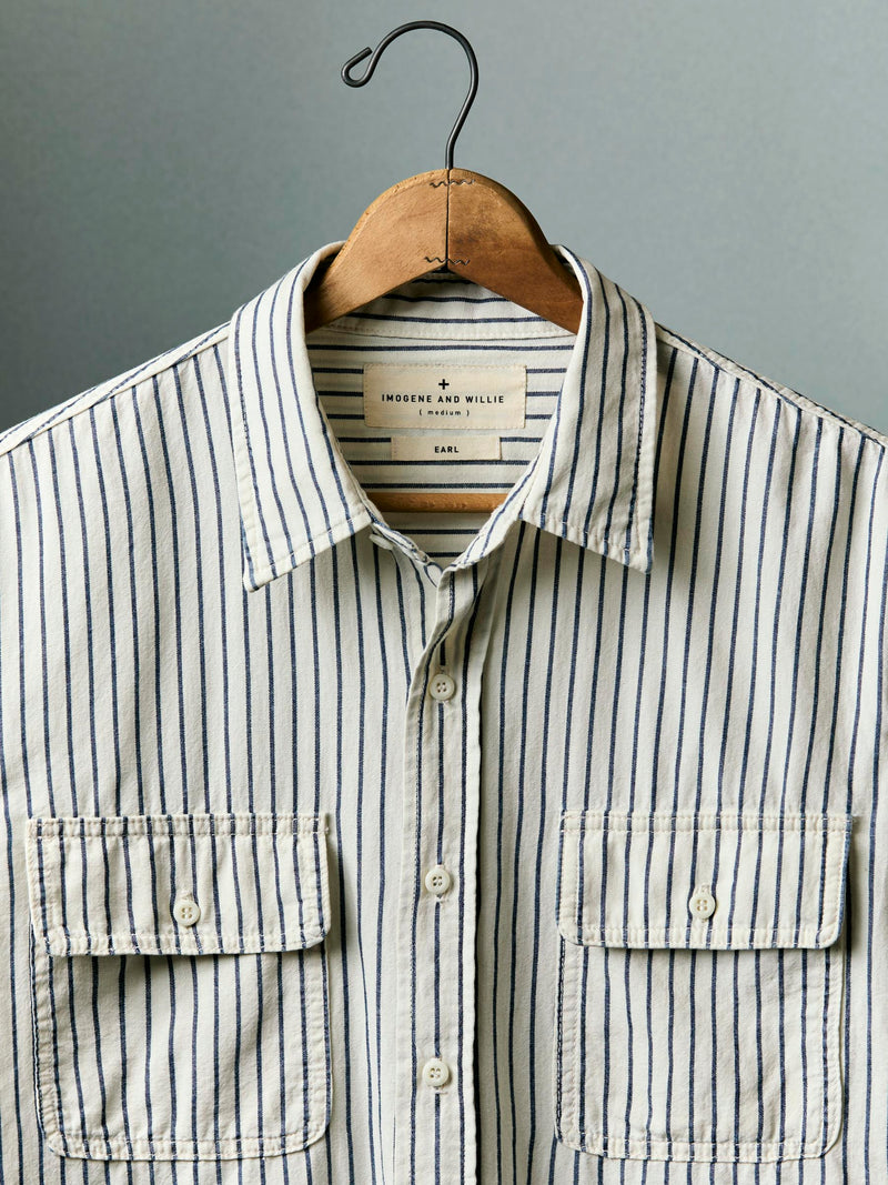 earl navy stripe - Model