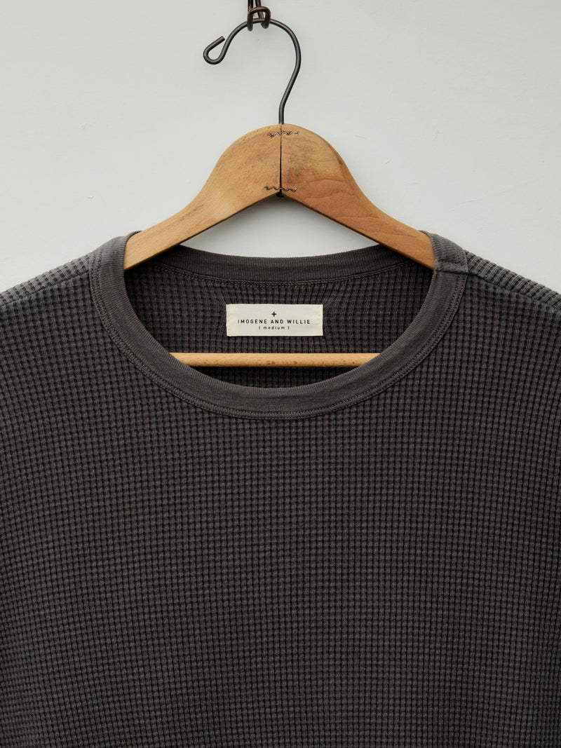 long sleeve thermal crew in sunfaded black - Model