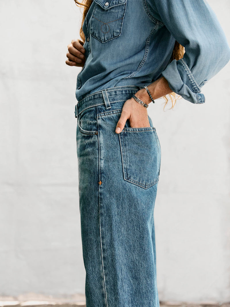 frankie belted jean - Model