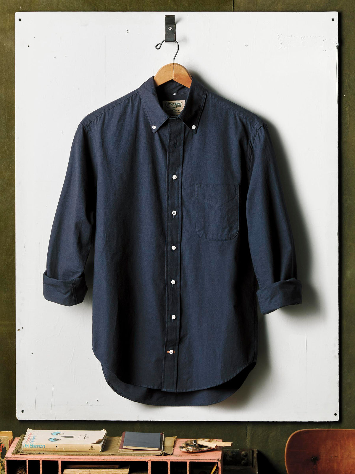 i+w x Gitman Vintage navy oxford