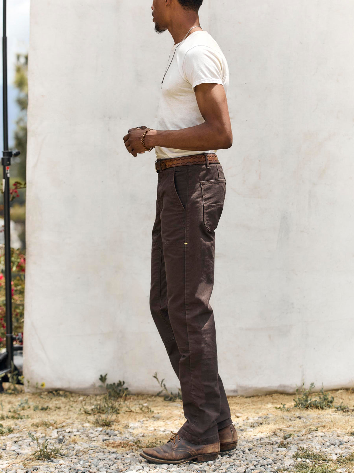 hencye washed canvas workpant in carob