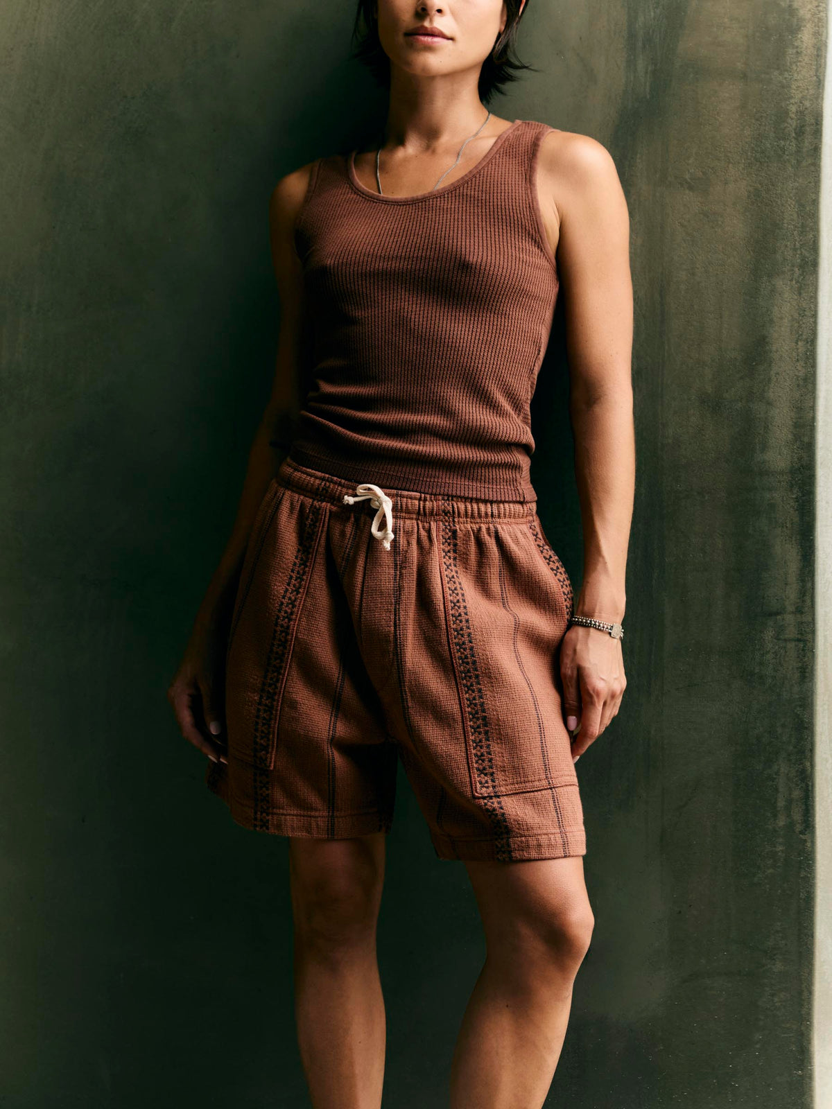 lagos lounge short in brown