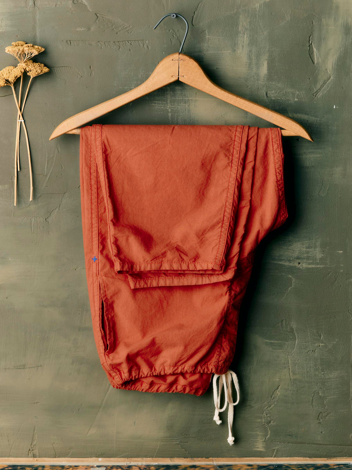 the lounge pant in venetian