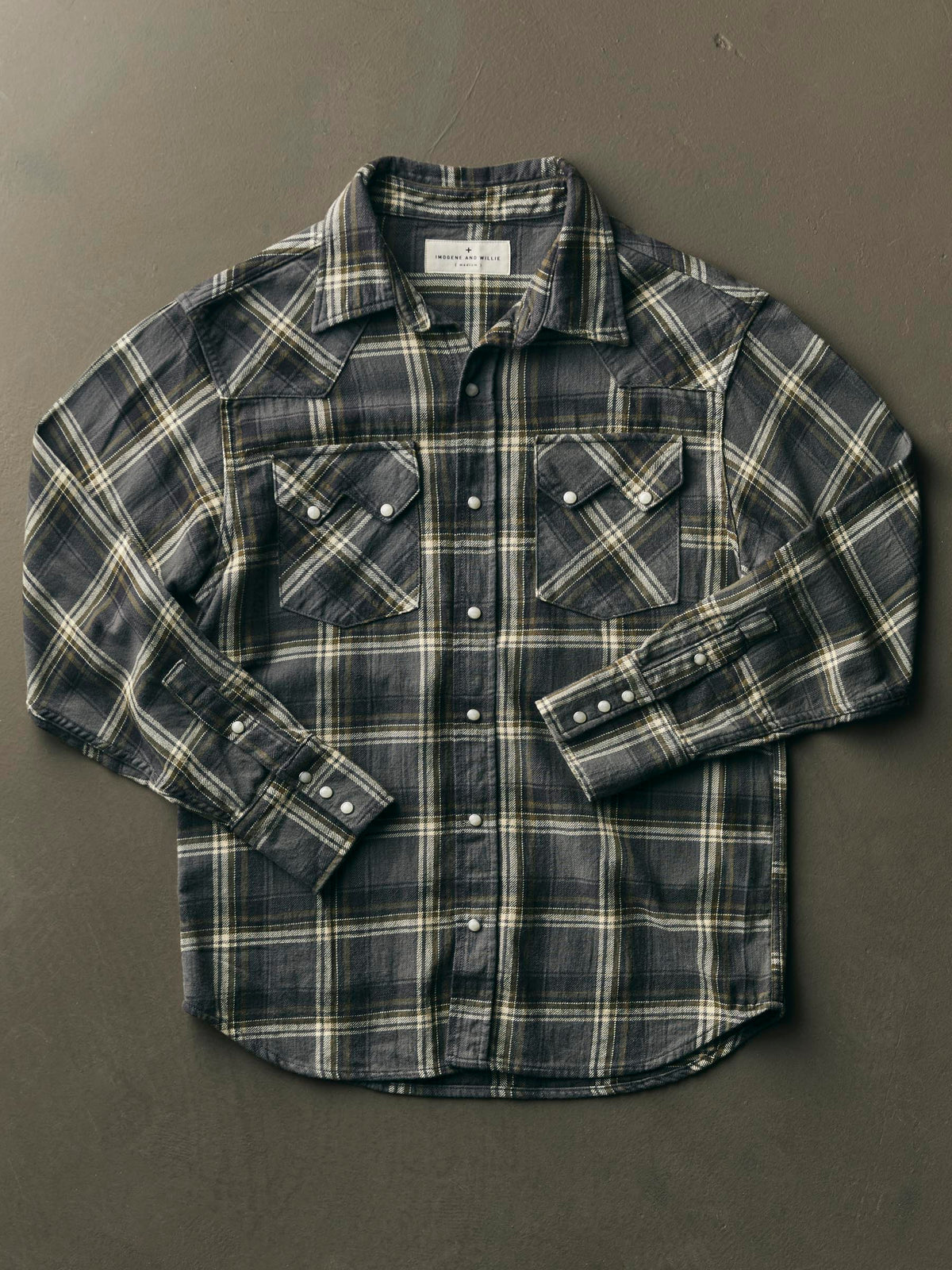 sawtooth pearl snap in caldera