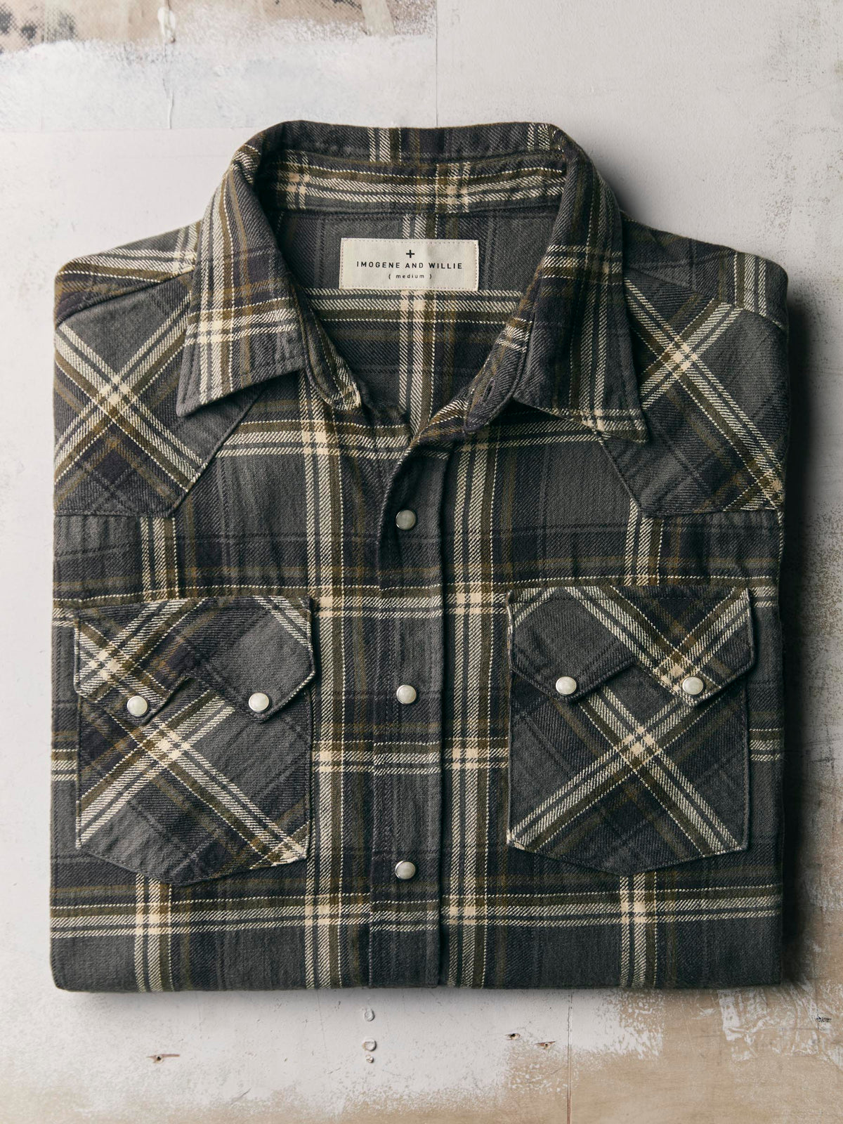 sawtooth pearl snap in caldera