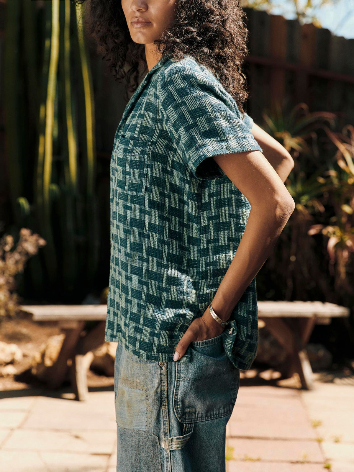 the sunfair shirt in open knit indigo