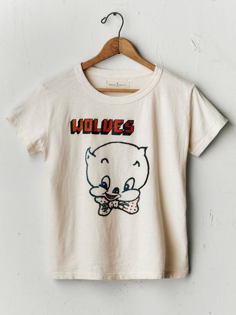 the "wolves" drop tee - Model