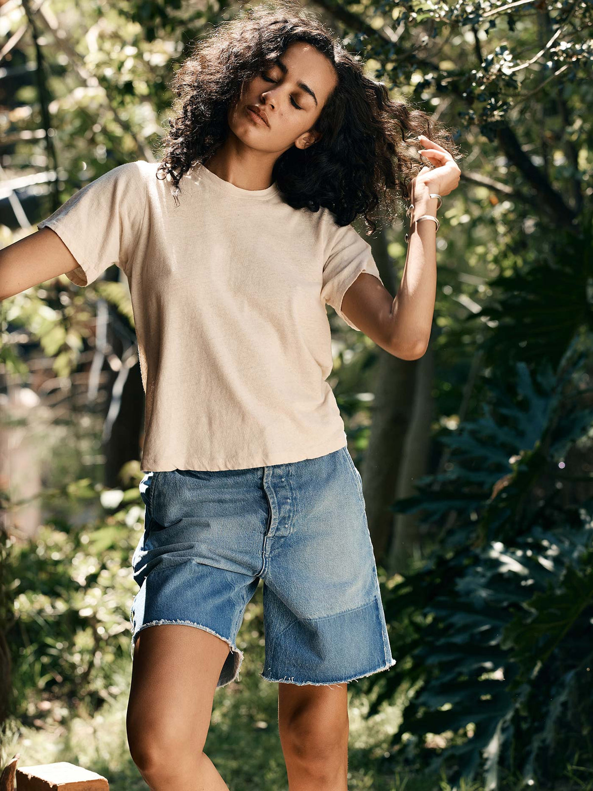 the cotton hemp tee in vintage white