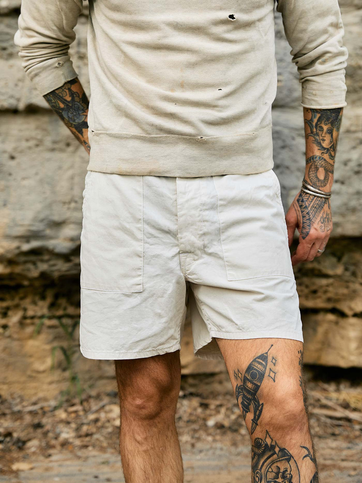 the ripstop fatigue short in stone