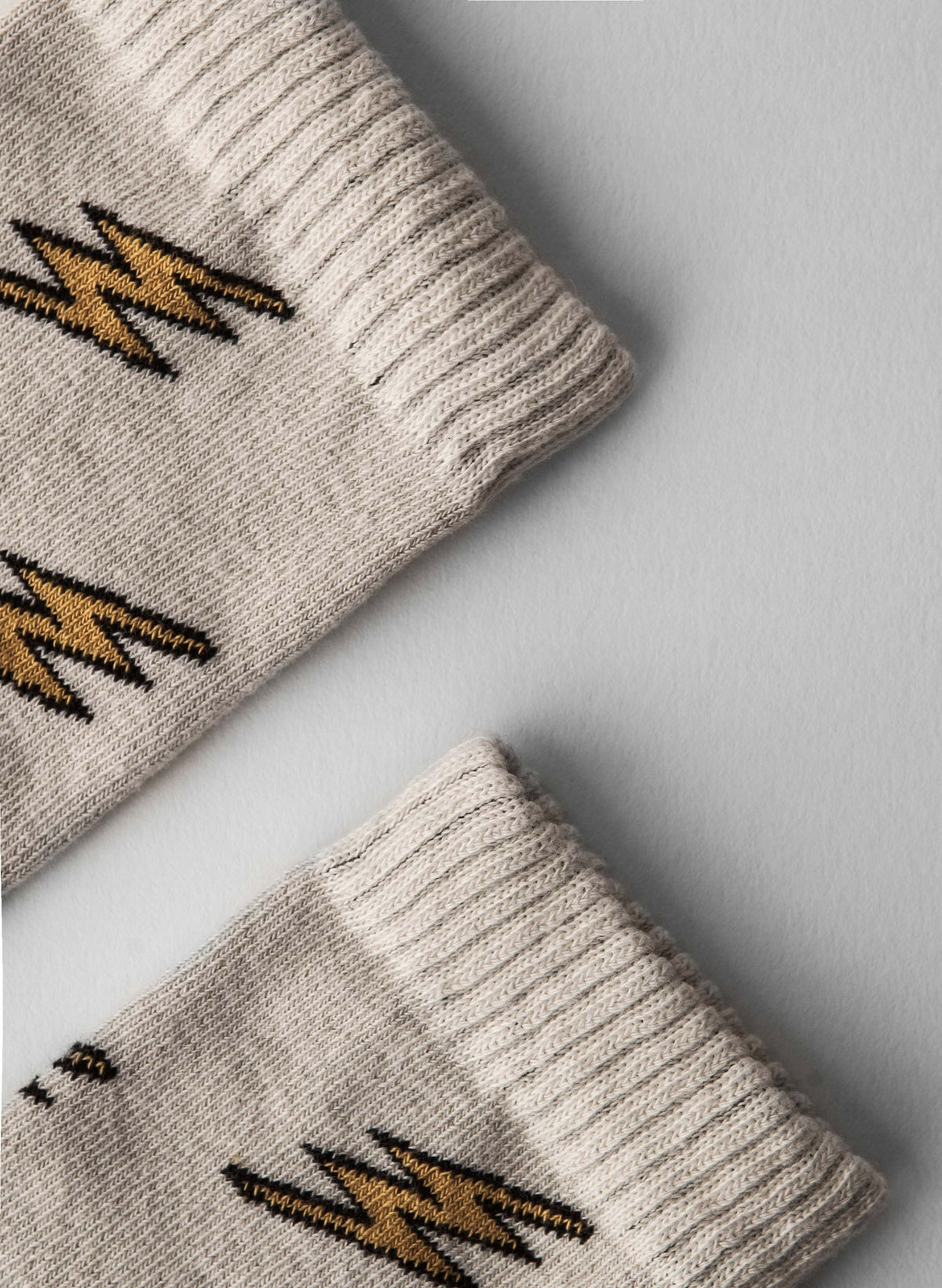 bolt sock in natural